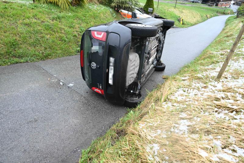 Berneck: Beifahrerin bei Unfall leicht verletzt