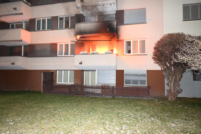 Sargans: Balkonbrand bei Mehrfamilienhaus