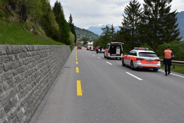 Churwalden: Motorradfahrer schwer verletzt – Zeugenaufruf