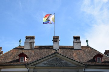 Die Stadt Bern hisst Regenbogenfahnen #IDAHOBIT 17. Mai