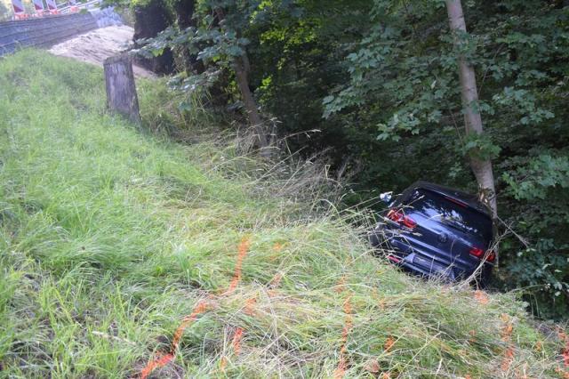 Selbstunfall in Niederteufen: Fahrer unverletzt, Blutprobe angeordnet