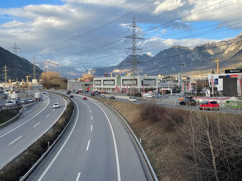 Chur: Geisterfahrerin auf der Autobahn A13 – Zeugenaufruf