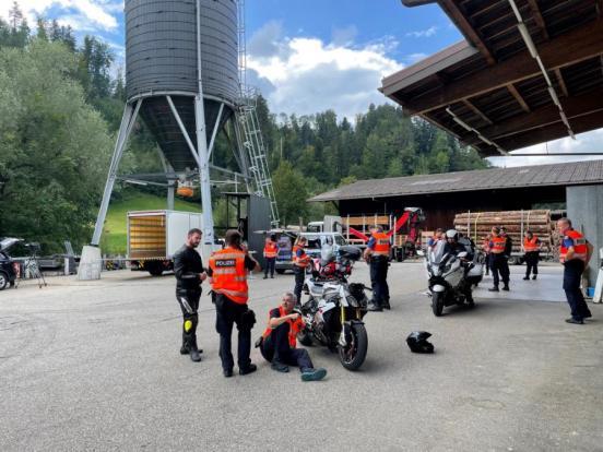 Steg im Tösstal / Sternenberg: Motorradkontrolle durchgeführt