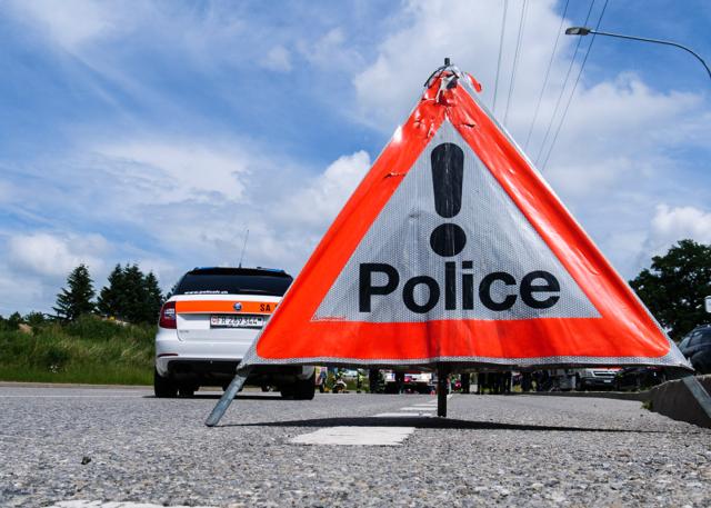 Verkehrsunfall in Tafers: Fussgängerin schwer verletzt - Strasse gesperrt für 3 Stunden