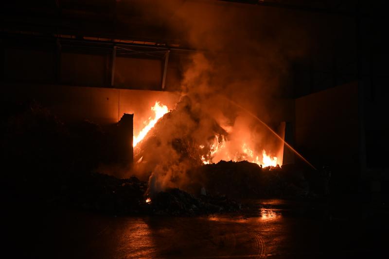 Rheineck: Brandfall in Recyclingfirma