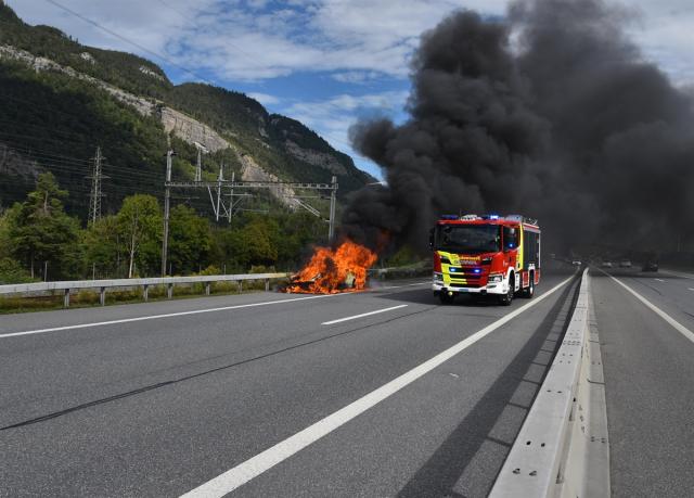 Autobahn A13 in Chur: Wagenbrand beeinträchtigt Verkehr