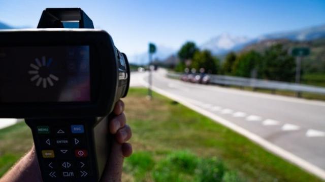 Geschwindigkeitskontrolle auf der Route du Grand-St-Bernard in Bovernier: Autolenker mit 144 km/h erwischt