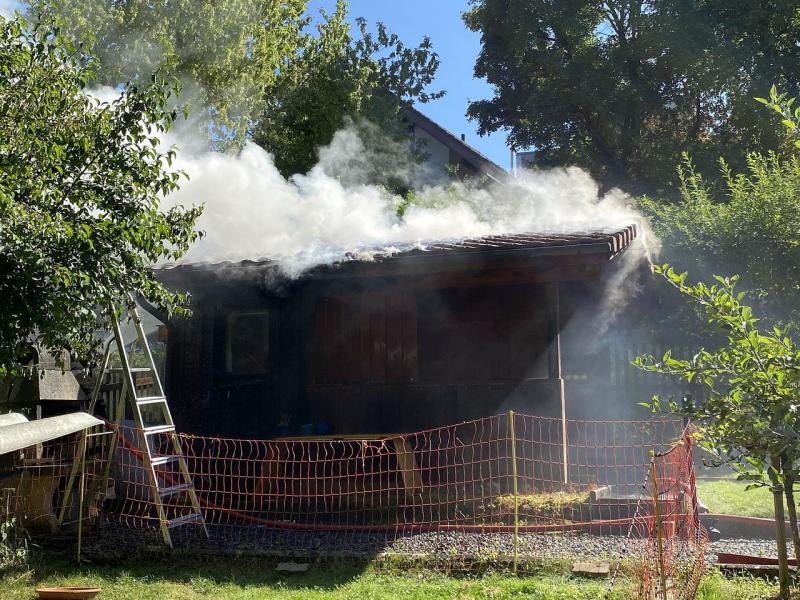 Feuerwehreinsatz wegen Brand eines Gartenhauses