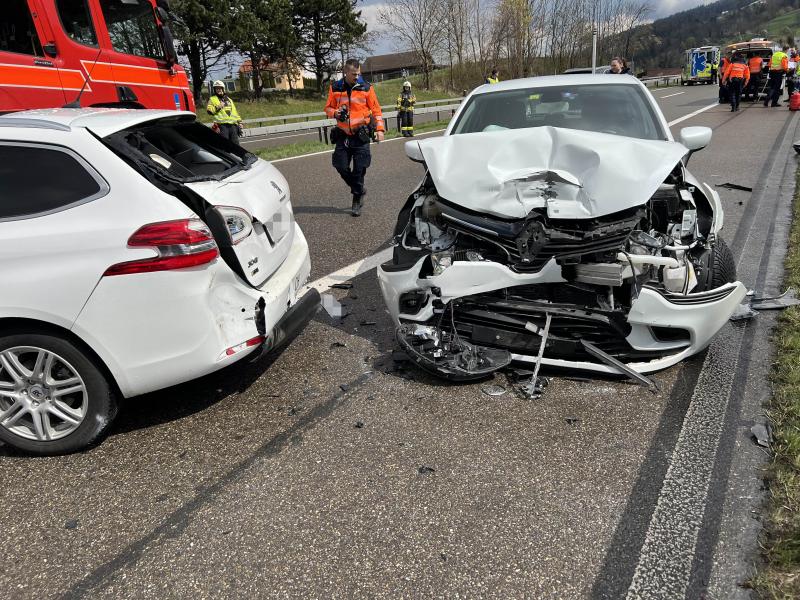 Goldach: Autobahn nach mehreren Unfällen gesperrt