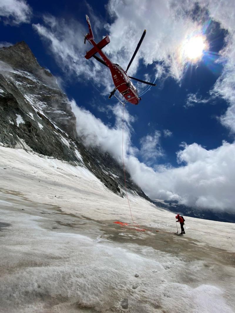 Air Zermatt rettet vier Bergsteiger am Matterhorn