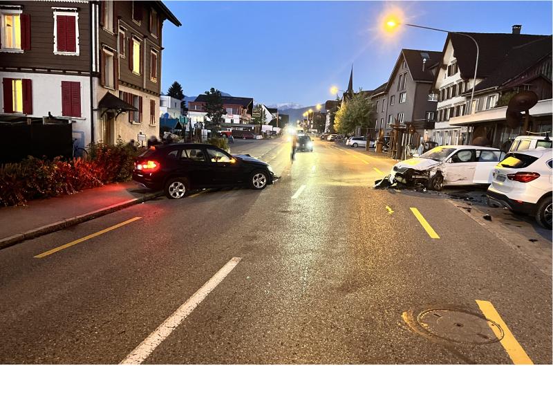 Marbach: Kollision zwischen zwei Autos