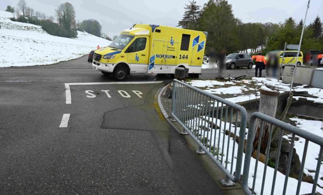 Kirchberg: Unfall zwischen Velo und Auto