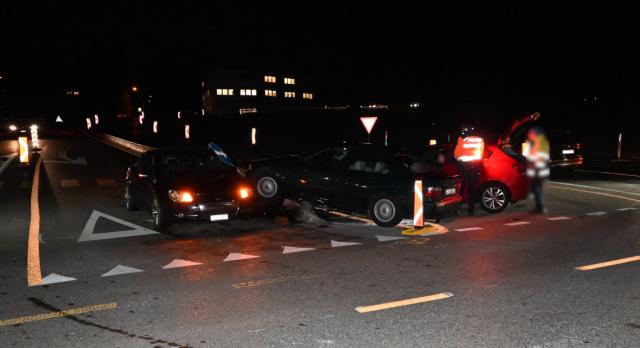 Oberbüren: Unfall mit drei beteiligten Autos
