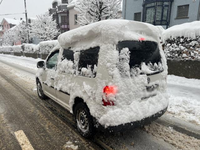 19 Autofahrende in St.Gallen wegen ungenügender Schneebefreiung angezeigt