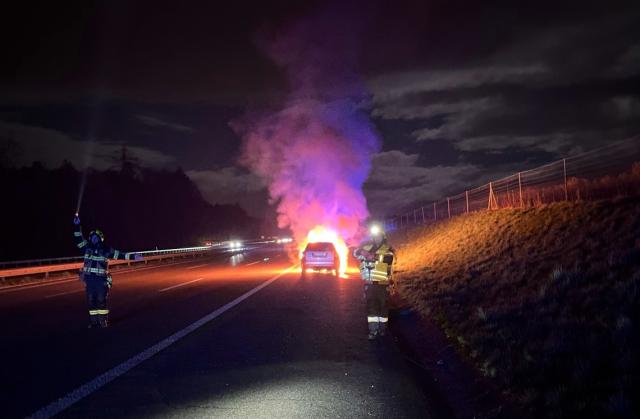 Oberbüren: Fahrzeugbrand auf Autobahn