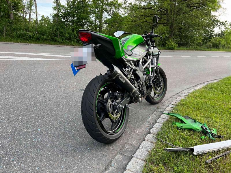 Lömmenschwil: Beim Abbiegen mit Motorrad zusammengestossen