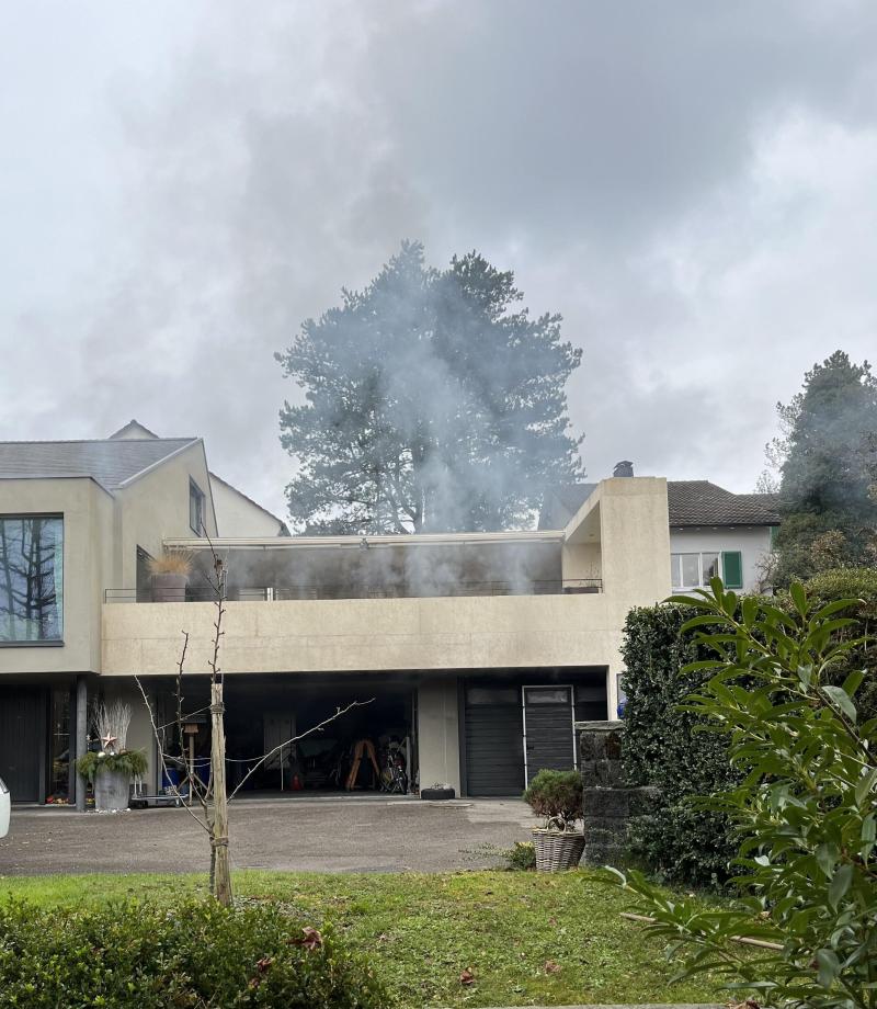Winterthur: Brand in Einfamilienhaus fordert hohen Sachschaden